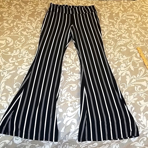 no boundaries bell bottoms